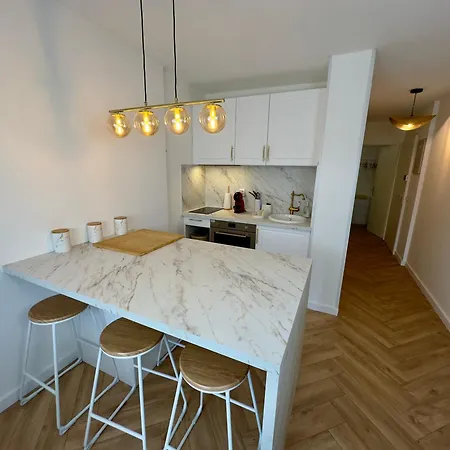 Apartment La Casa Carnon - Sur Le Port - Moderne & Lumineux *