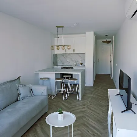 Moderne Sur Le Port Apartment *