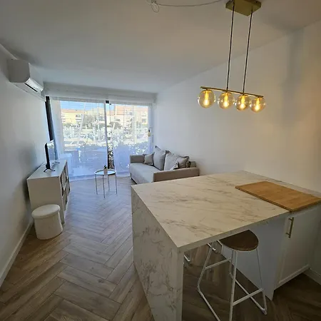 Moderne Sur Le Port Apartment Mauguio